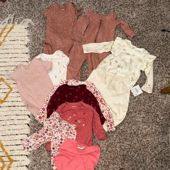 Carter’s 3-6month Babygirl Bundle - Picture 1 of 4